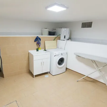 House Apartment *